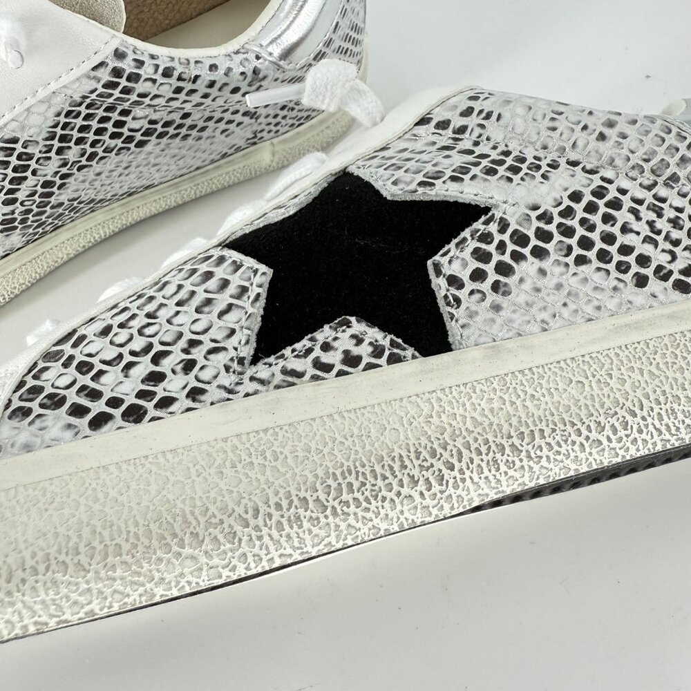 Vintage Havana Womens Silver Snakeskin Sneakers With Black Star Accent, 8 - Picture 5 of 8
